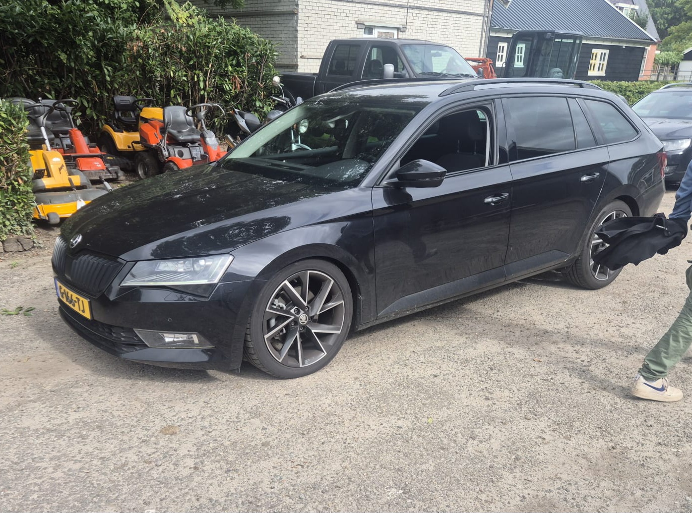 IMG-20260923-WA0107 Skoda Superb/Euro 6/Cutie Automata/Rate fara avans/Finantare online/Livrare gratuita/Garantie/Stoc Partener - imagine 1