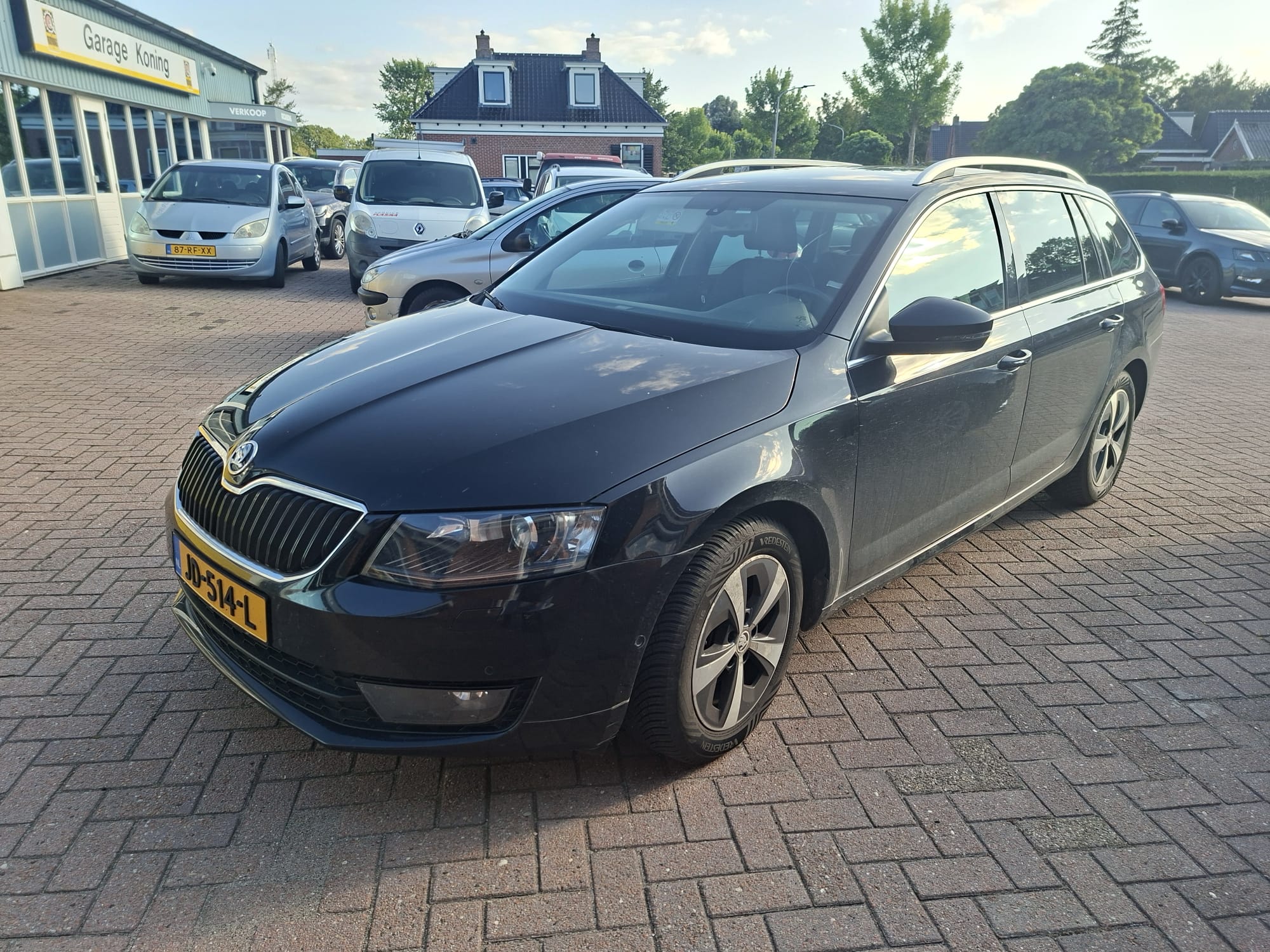 IMG-20260923-WA0108(1) Skoda Octavia 2016/Euro6/Rate fara avans/Finantare online/Livrare gratuita/Garantie/Stoc Partener/ - imagine 1